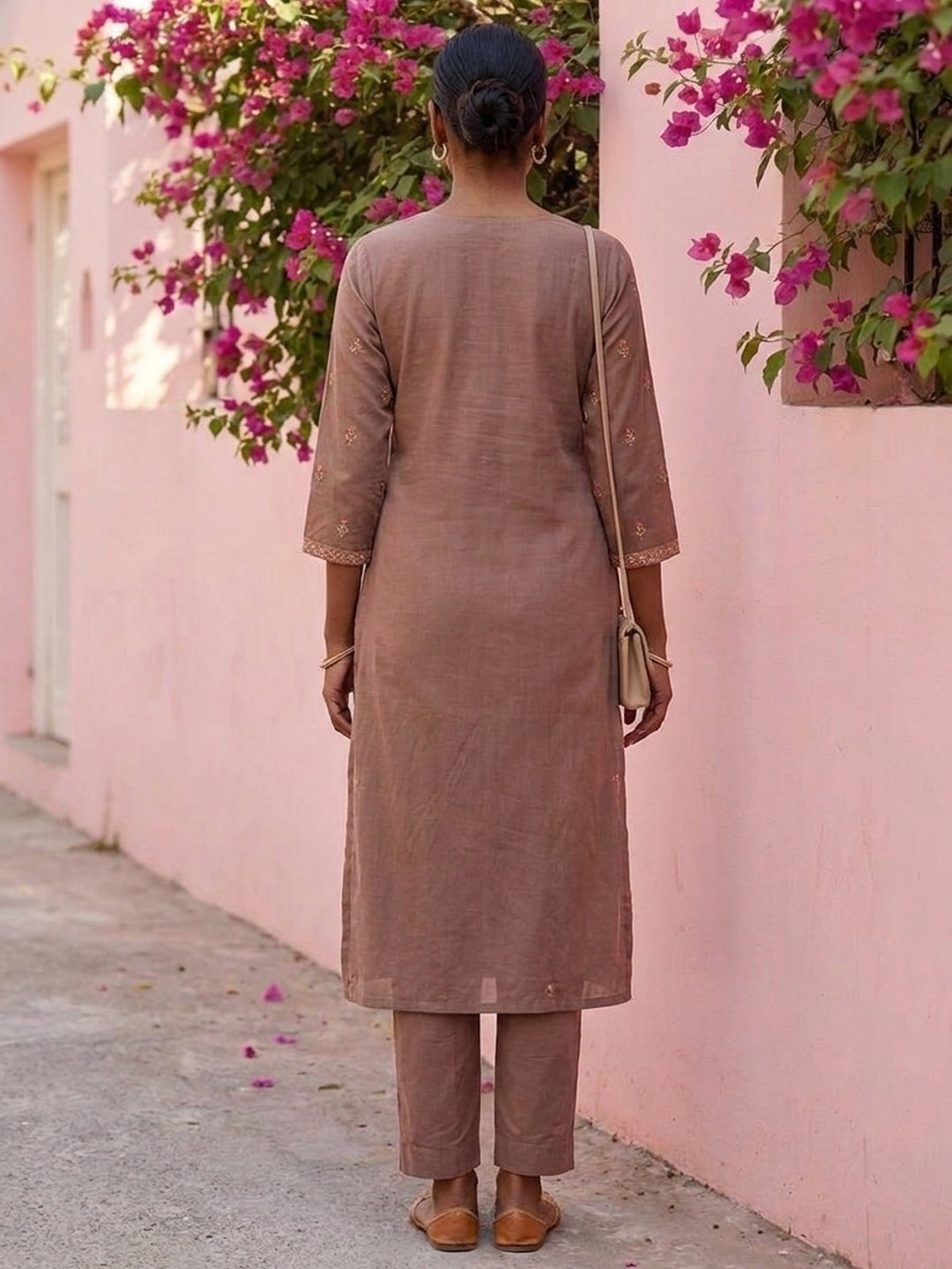 Peachmode Muslin Embroidered Yoke Salwar Suit With Floral Print Dupatta - Image 5