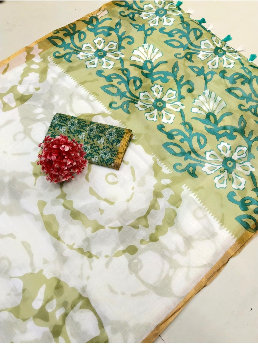 Peachmode White Printed Linen Saree - Image 5