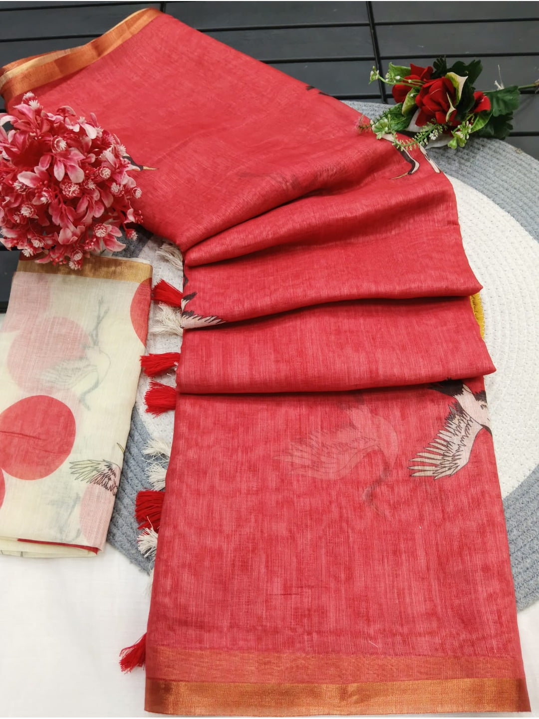 Peachmode Coral Printed Linen Saree - Image 4