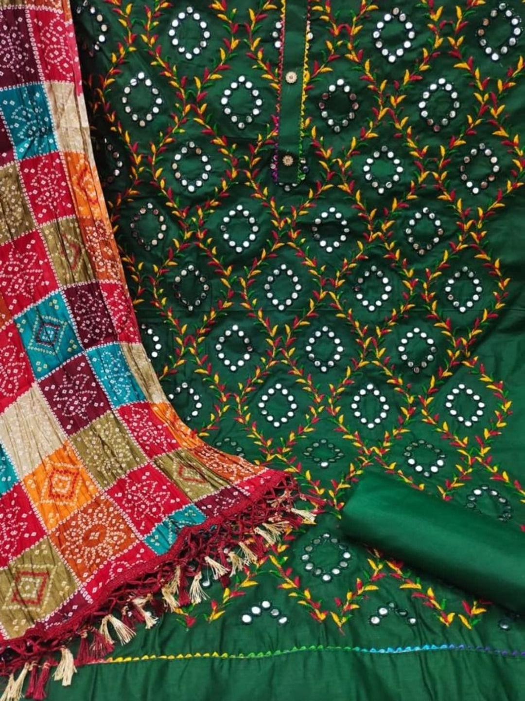 Peachmode Green Cotton Unstitched Dress Material With Mirror Work And Bandhani Print Dupatta - Image 5