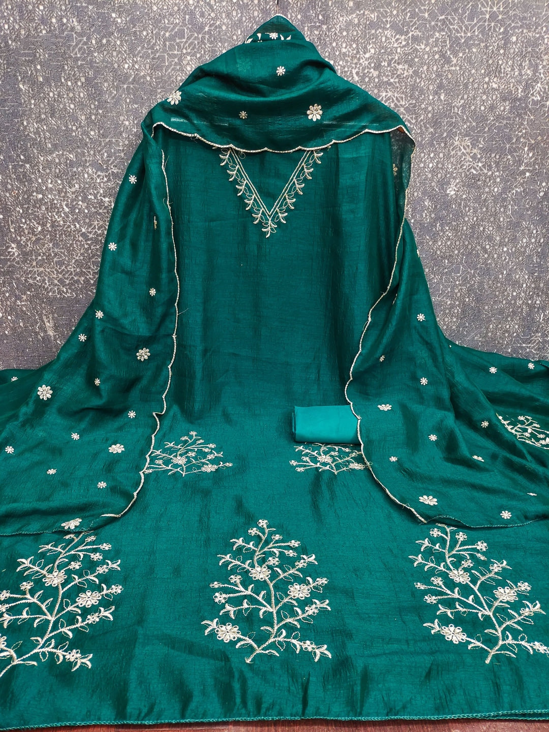 Peachmode Teal Vichitra Silk Unstitched Dress Material With V-Neck Floral Embroidery - Image 3