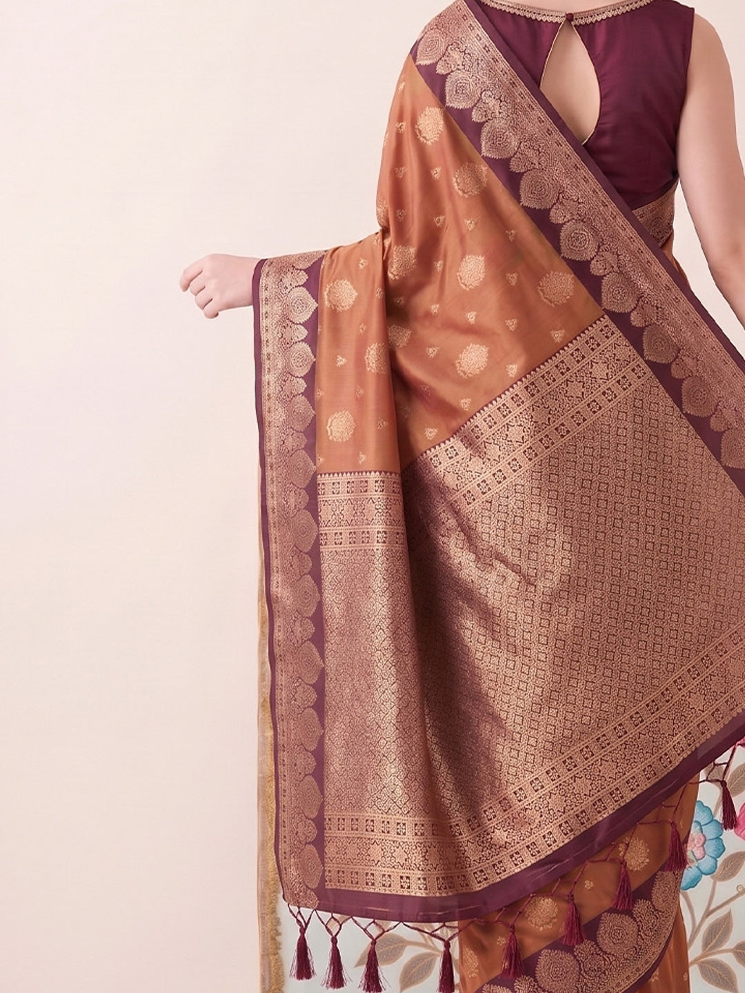 Peachmode Brown Silk Woven Saree - Image 5