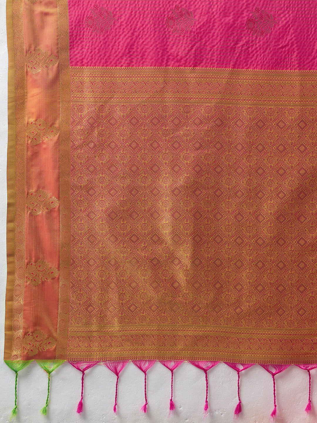 Peachmode Rani Pink Silk Woven Saree - Image 5