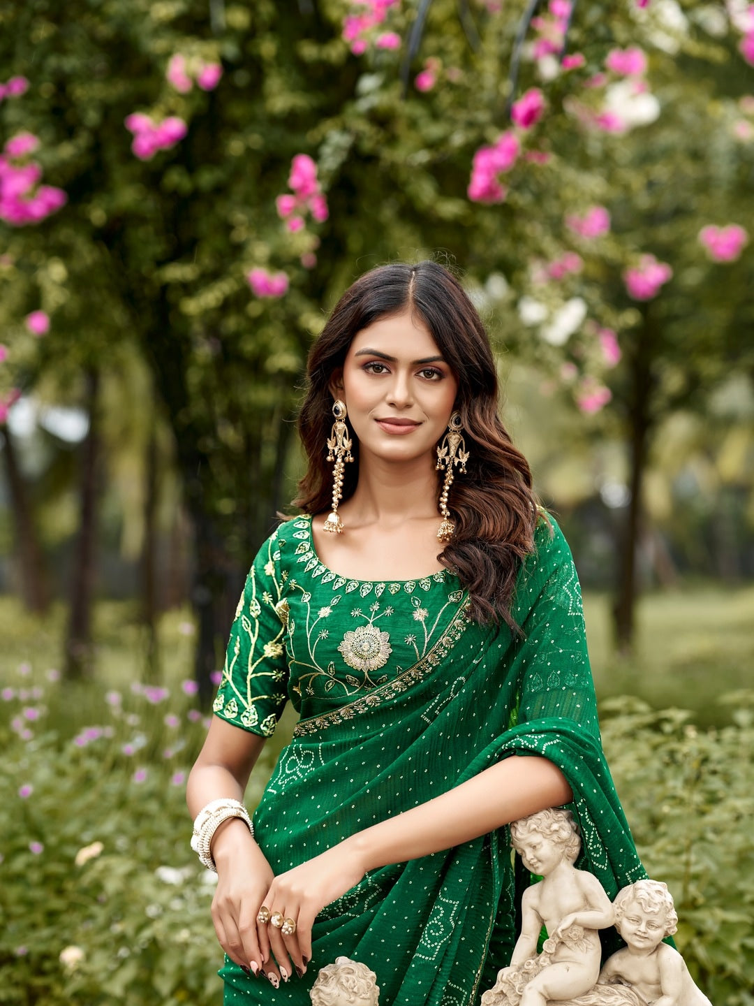 Peachmode Green Bandhani Printed Georgette Saree With Embroidered Border - Image 4
