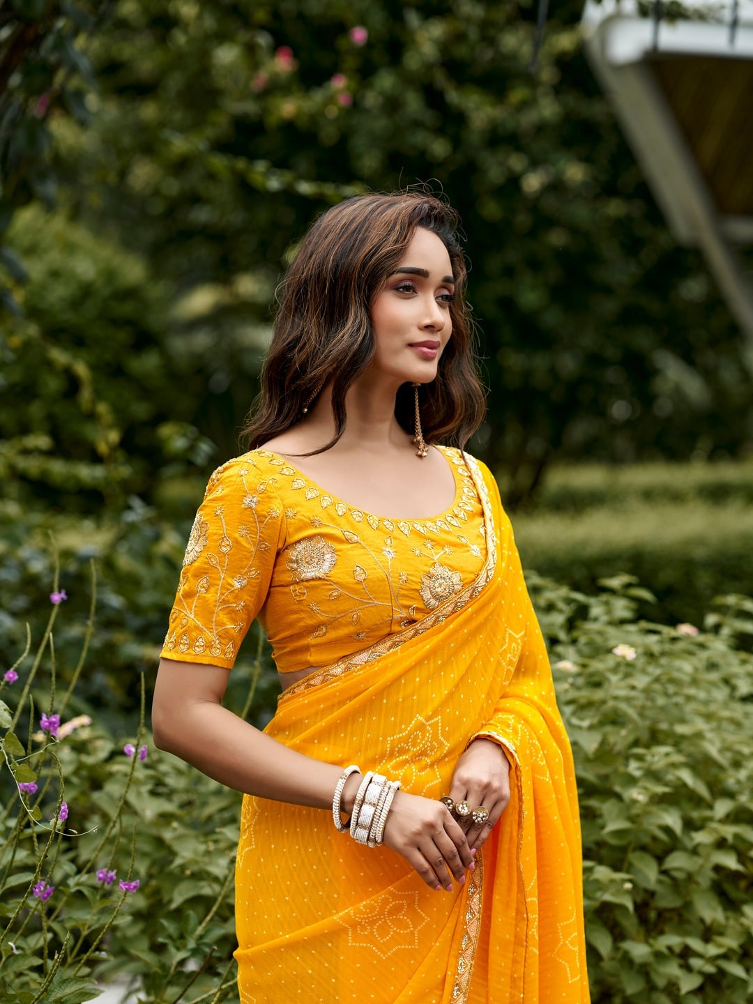 Peachmode Yellow Bandhani Printed Georgette Saree With Embroidered Border - Image 4