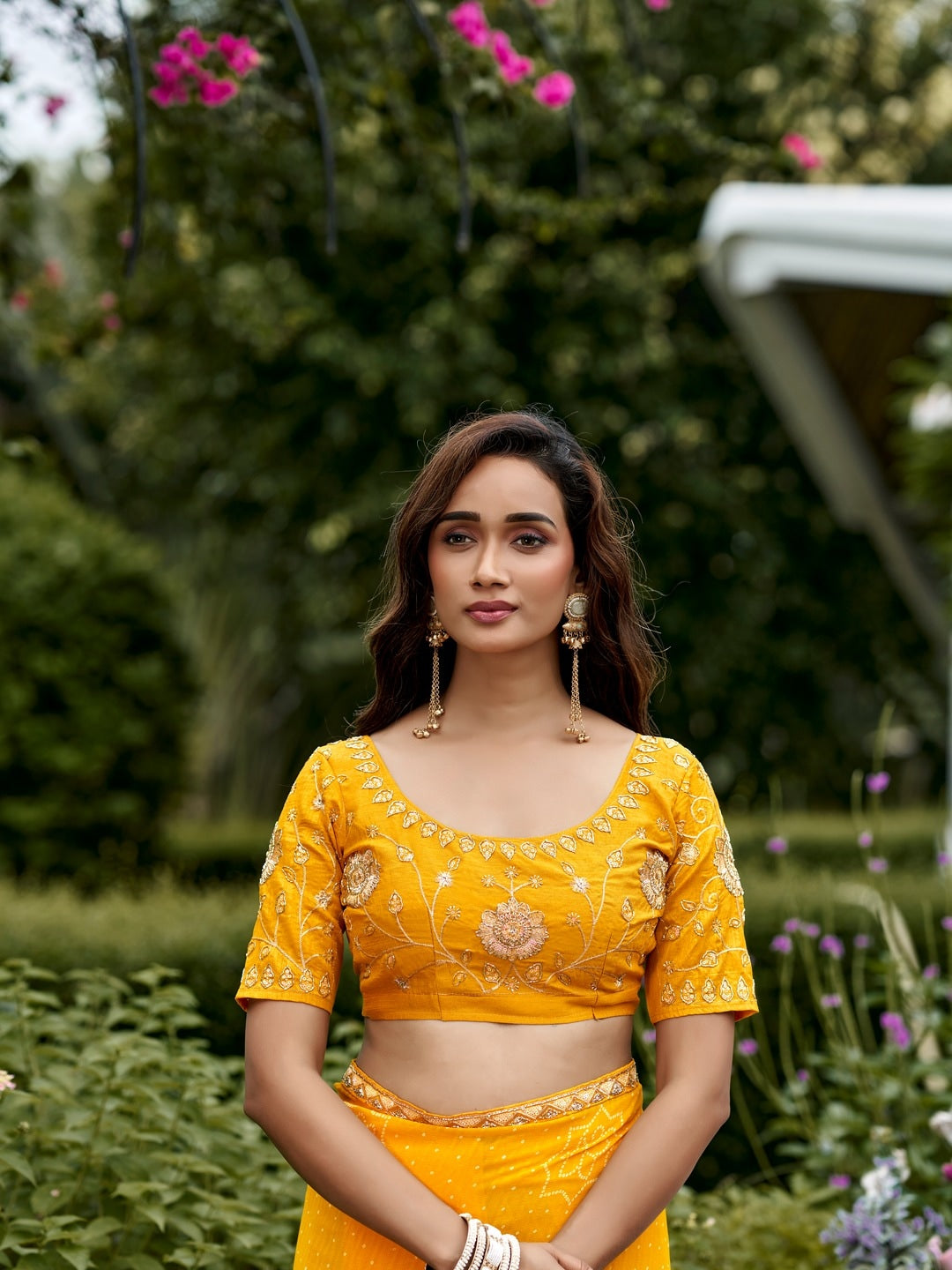 Peachmode Yellow Bandhani Printed Georgette Saree With Embroidered Border - Image 5