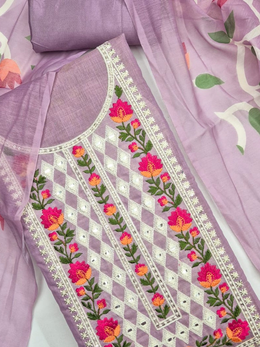 Peachmode Lavender Jamdani Silk Unstitched Dress Material With Multi Thread Neck Work And Chanderi Digital Print Dupatta - Image 5