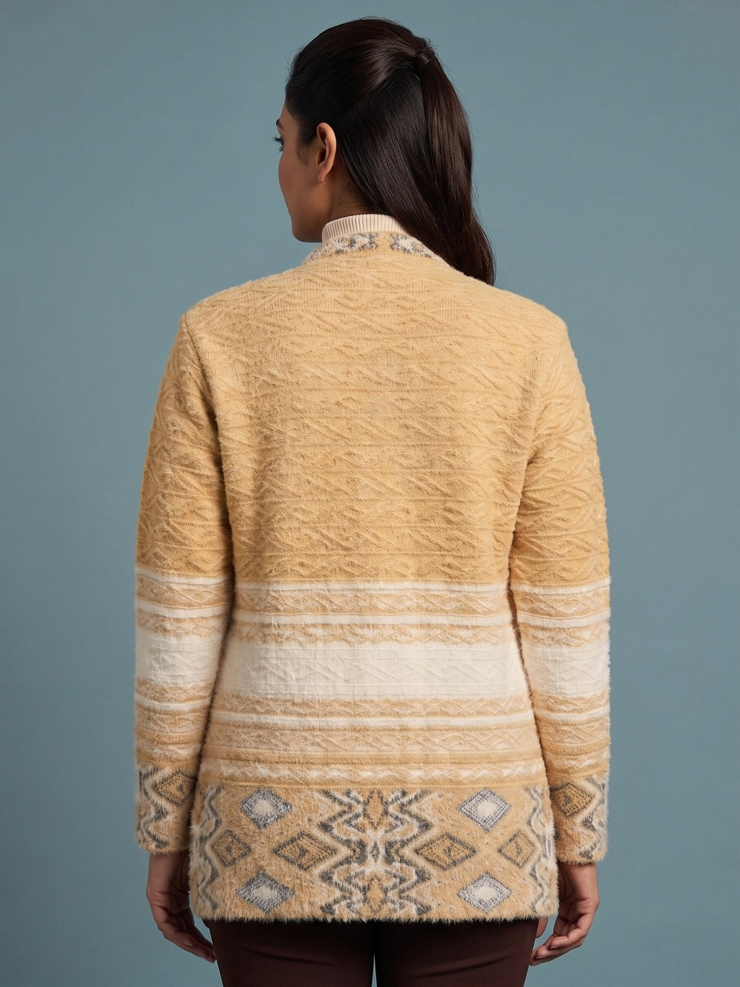 Peachmode Beige Cable Knit Aztec Border Woolen Cardigan - Image 4
