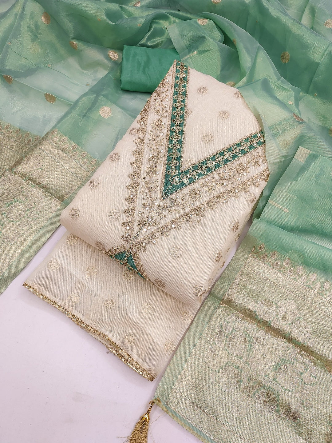 Peachmode Green Butti Weaving Shimmer Unstitched Dress Material With V-Neck Thread And Cording Embroidery - Image 2