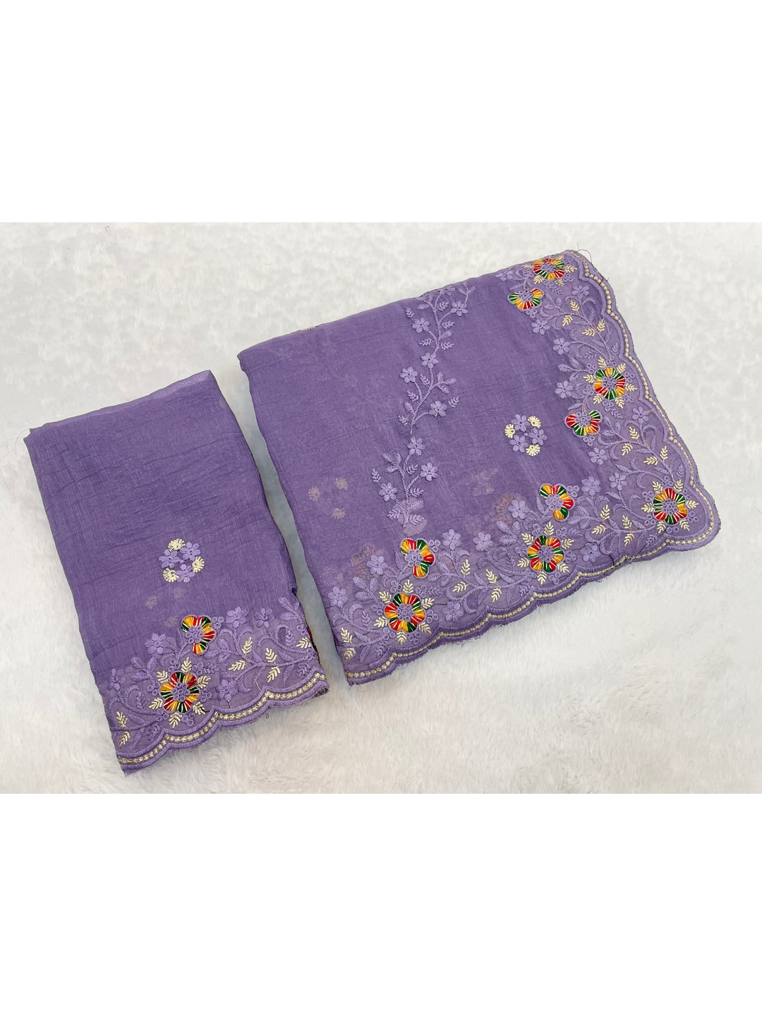 Peachmode Lavender Embroidered Crunchy Chiffon Saree - Image 5