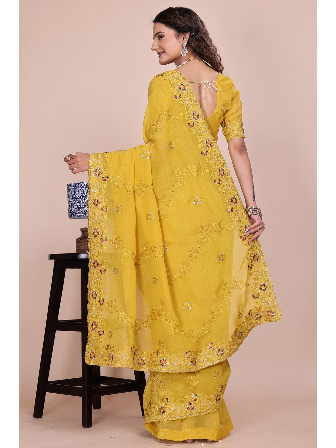 Peachmode Yellow Embroidered Crunchy Chiffon Saree - Image 4