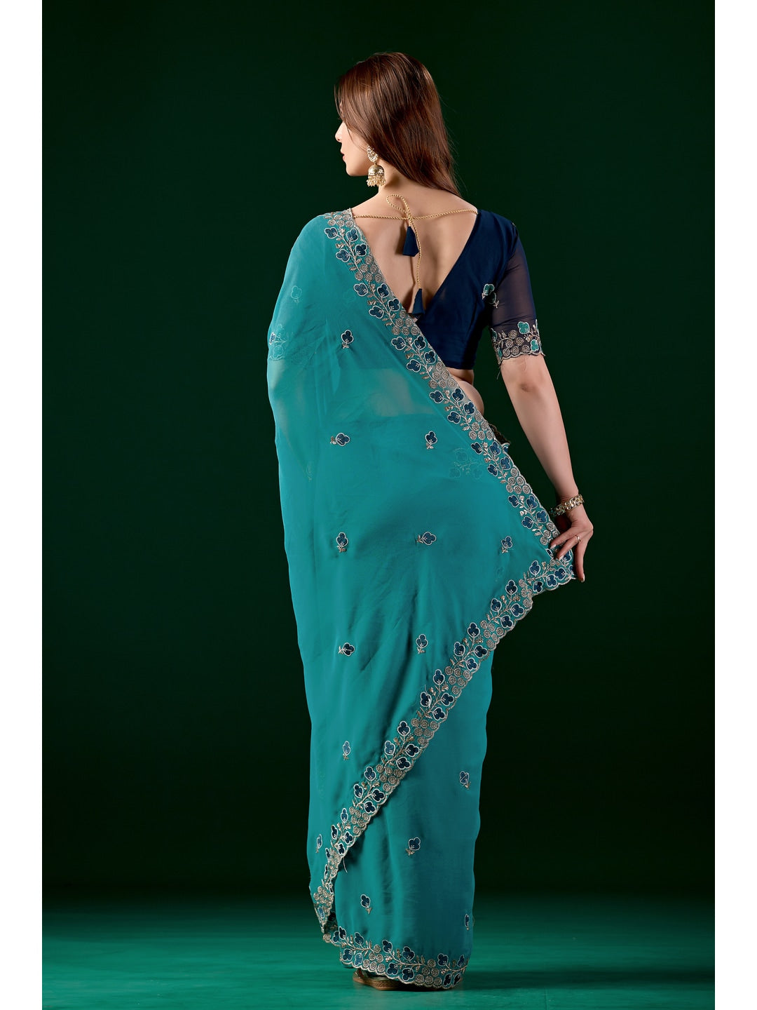 Peachmode Turquoise Embroidered Georgette Saree - Image 3