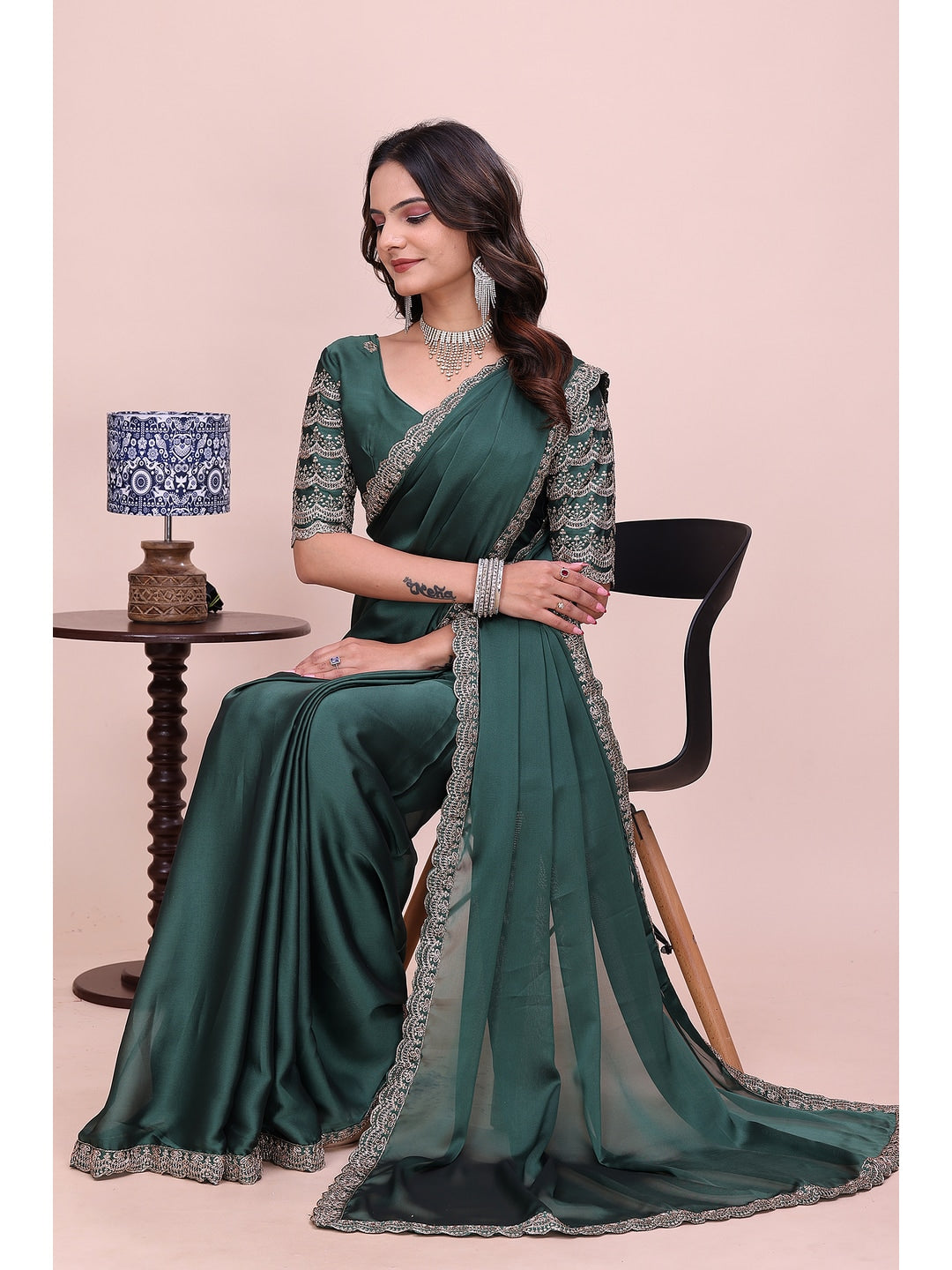 Peachmode Green Embroidered Border Rangoli Silk Saree - Image 4