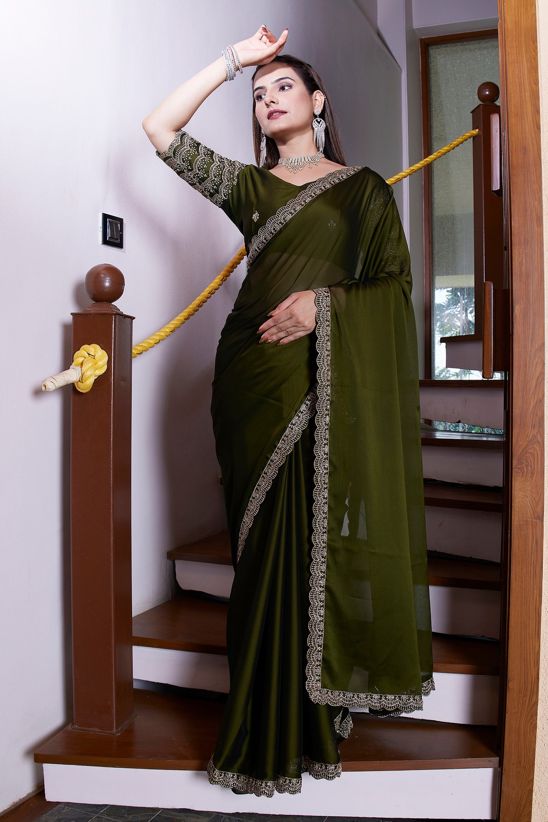 Peachmode Mehndi Embroidered Border Rangoli Silk Saree - Image 5