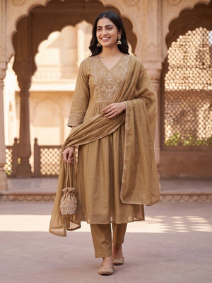 Peachmode Tan Chanderi Floral Embroidered Yoke Salwar Suit - Image 2