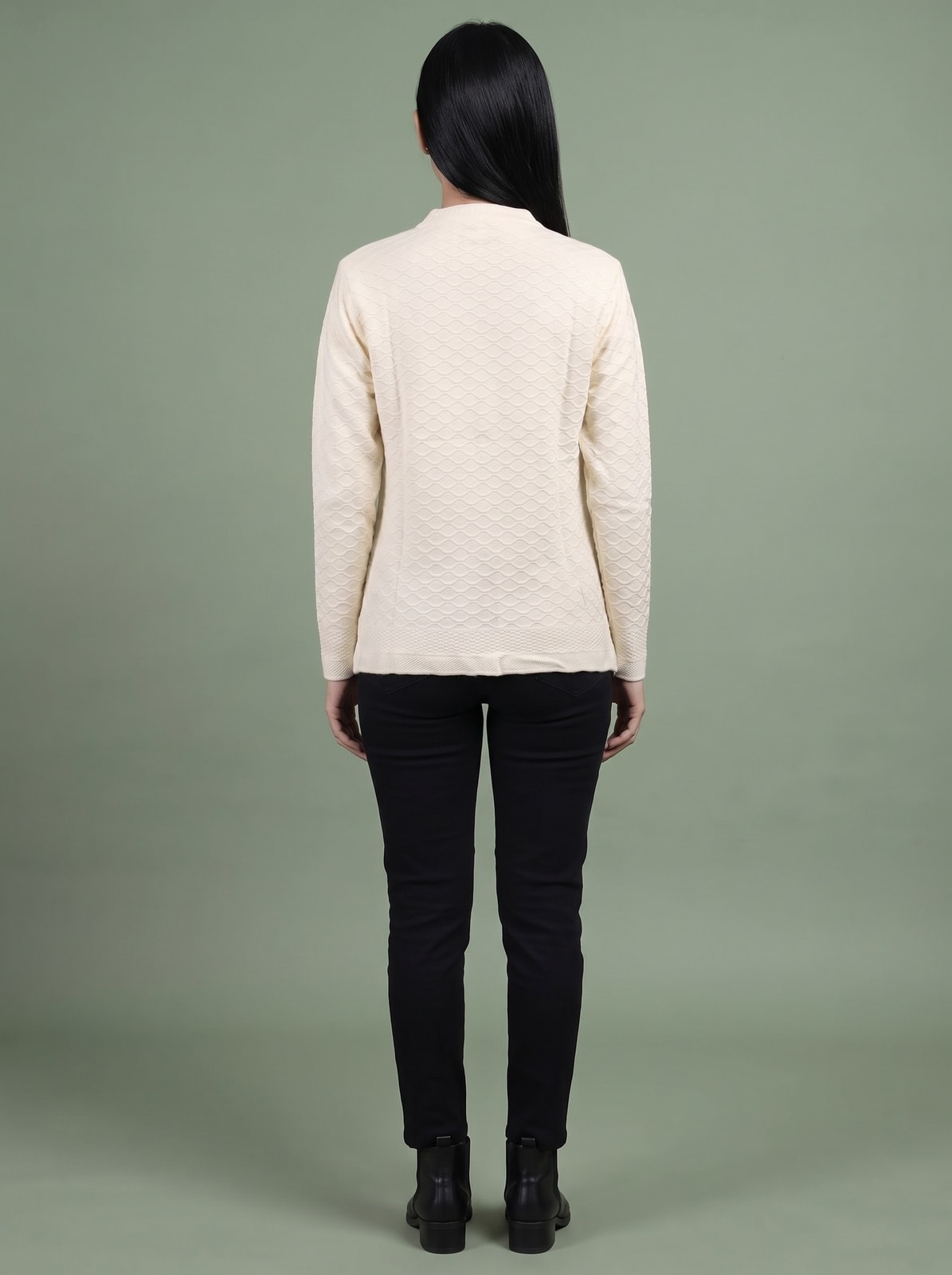 Peachmode White Cable Knit Pearl Beaded Woolen Cardigan - Image 4