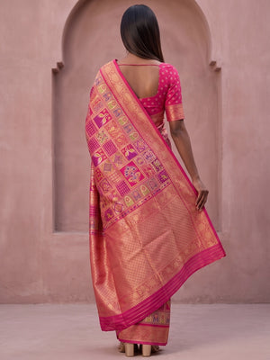 Peachmode Pink Benny Crepe Silk Saree With Position Print And Woven Jacquard Border - Image 2