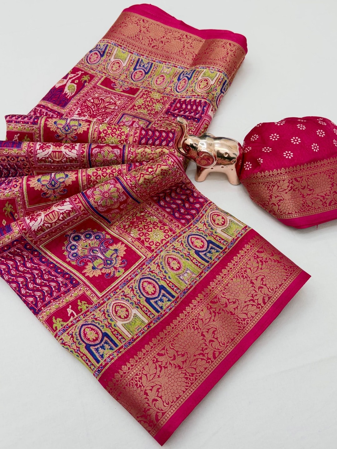 Peachmode Pink Benny Crepe Silk Saree With Position Print And Woven Jacquard Border - Image 5