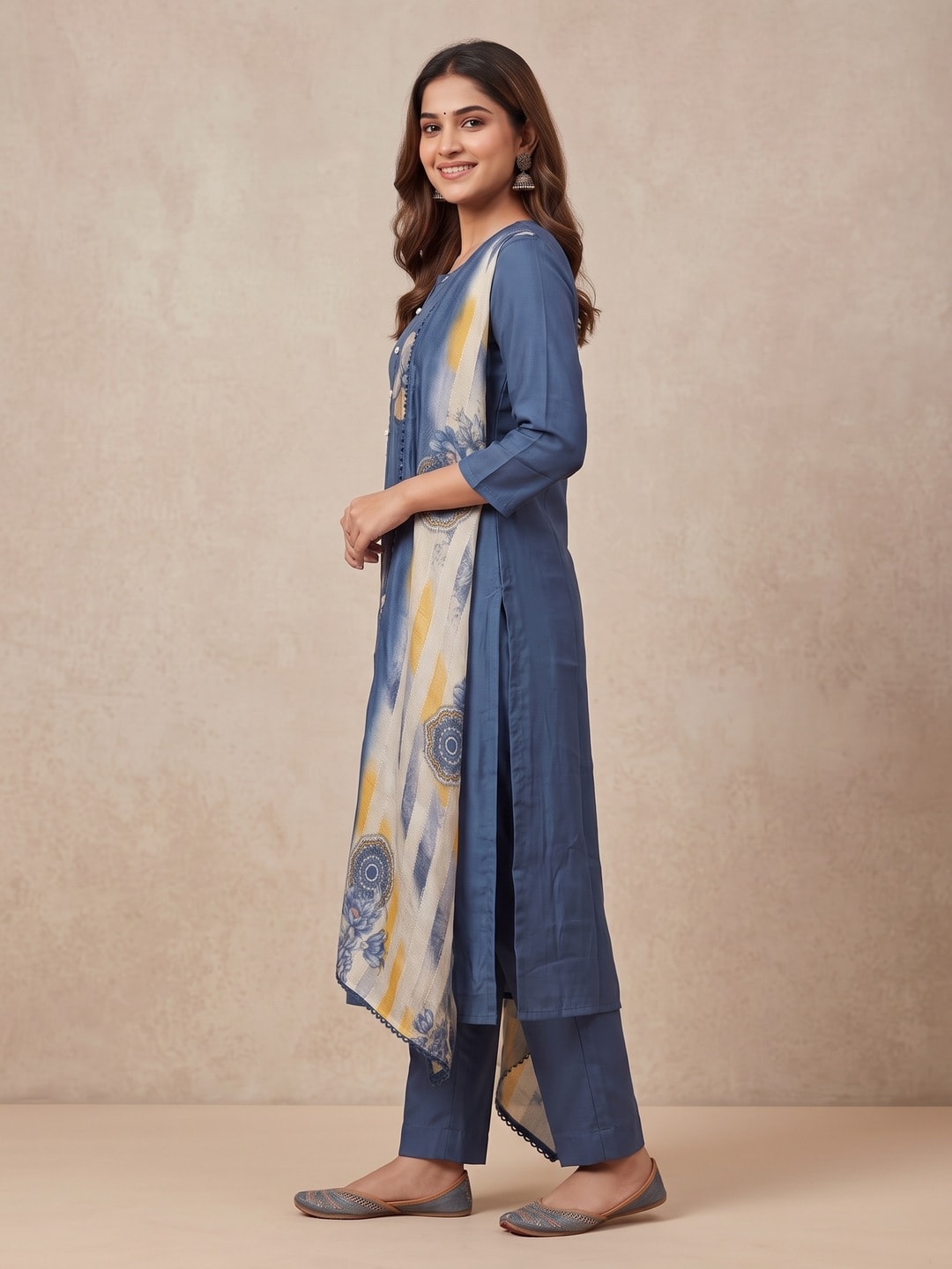 Peachmode Blue Mul Chanderi Applique Floral Salwar Suit - Image 3