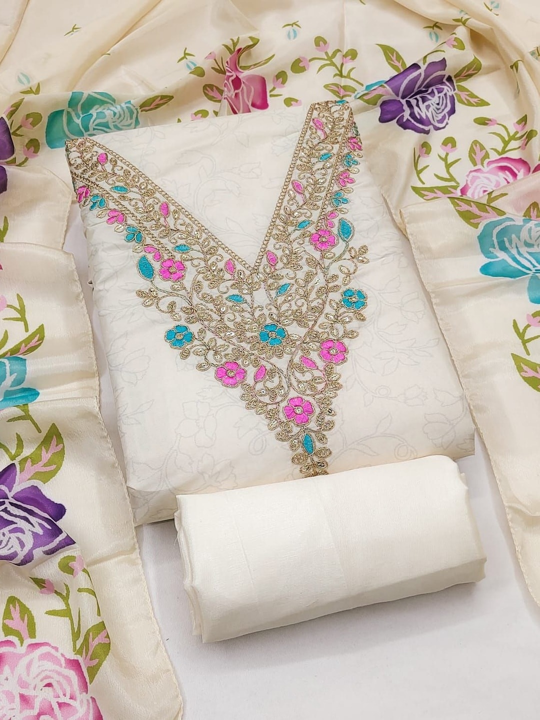 Peachmode White French Crepe Unstitched Dress Material With Embroidered Floral Neck And Digital Rose Print Chinon Dupatta - Image 4