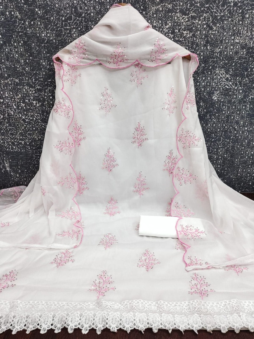 Peachmode White Georgette Unstitched Dress Material With Pink Thread Sequence Work And Lace Hem Scalloped Dupatta - Image 5
