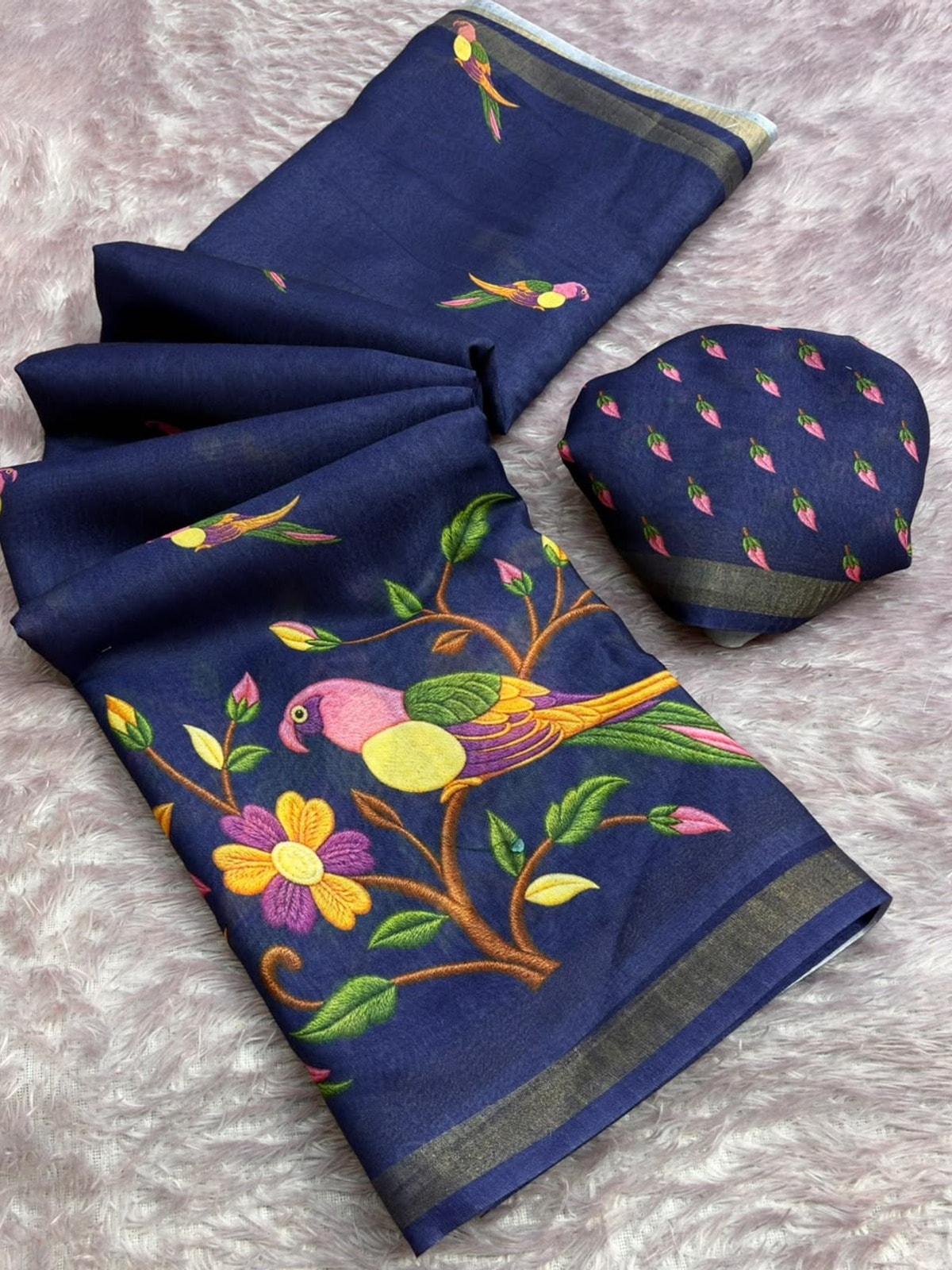 Peachmode Navy Blue Parrot Digital Print Mul Cotton Saree - Image 4