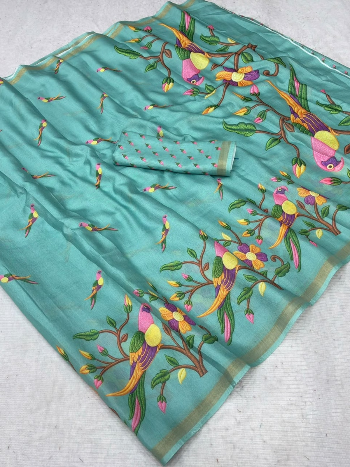 Peachmode Turquoise Parrot Digital Print Mul Cotton Saree - Image 5