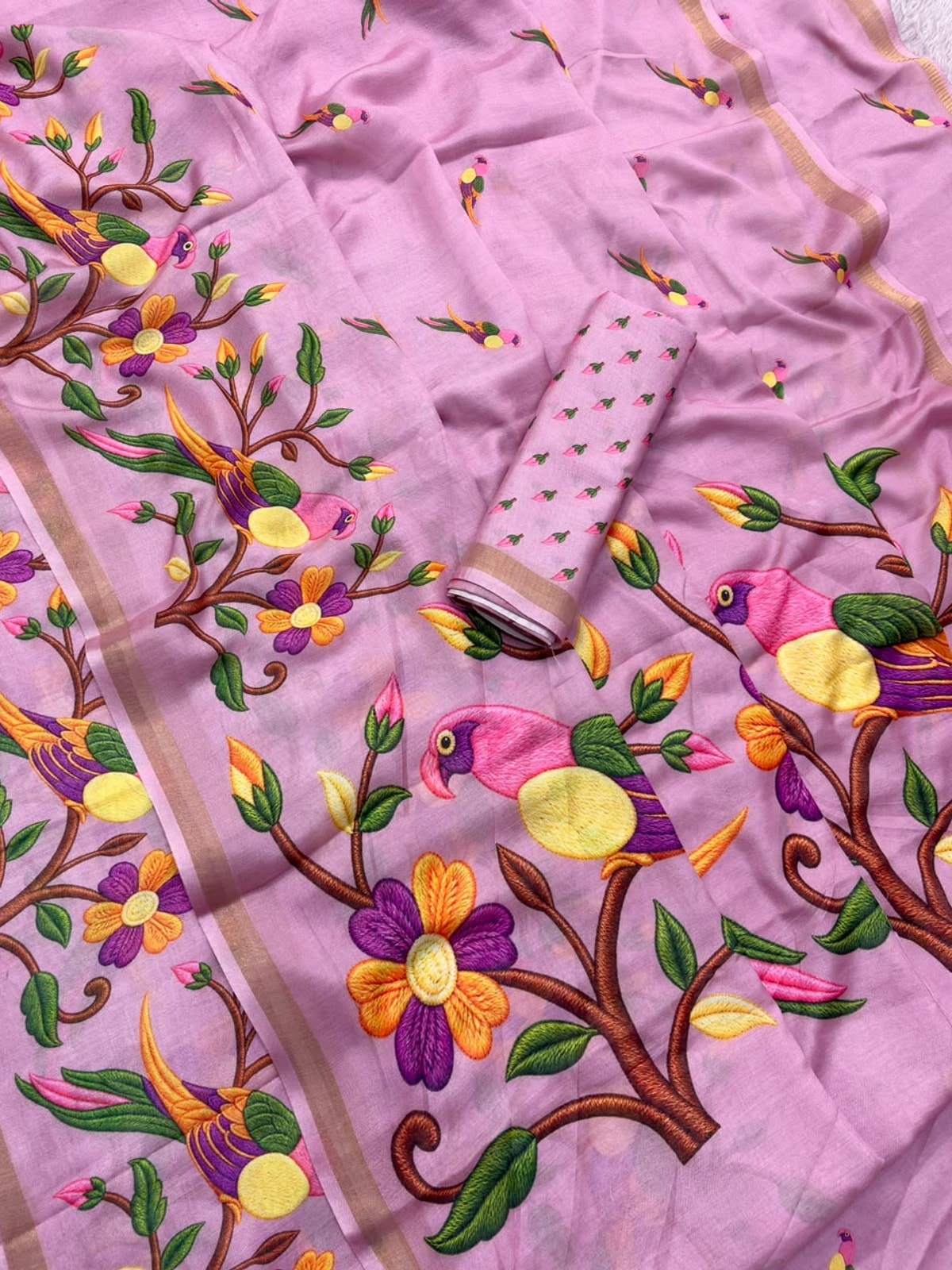Peachmode Pink Parrot Digital Print Mul Cotton Saree - Image 5