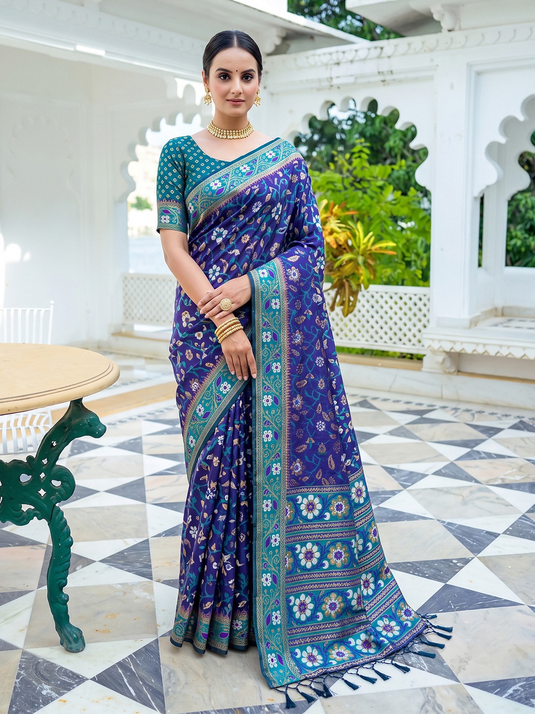 Peachmode Violet Woven Border Silk Saree With Heavy Pallu - Image 1