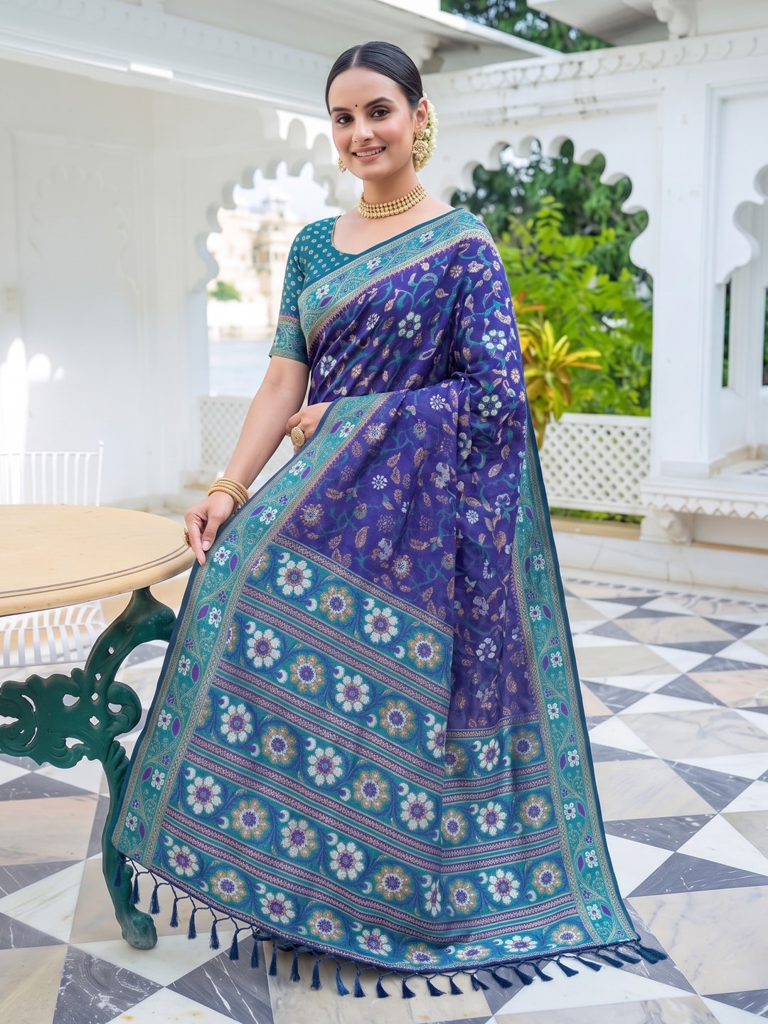 Peachmode Violet Woven Border Silk Saree With Heavy Pallu - Image 5