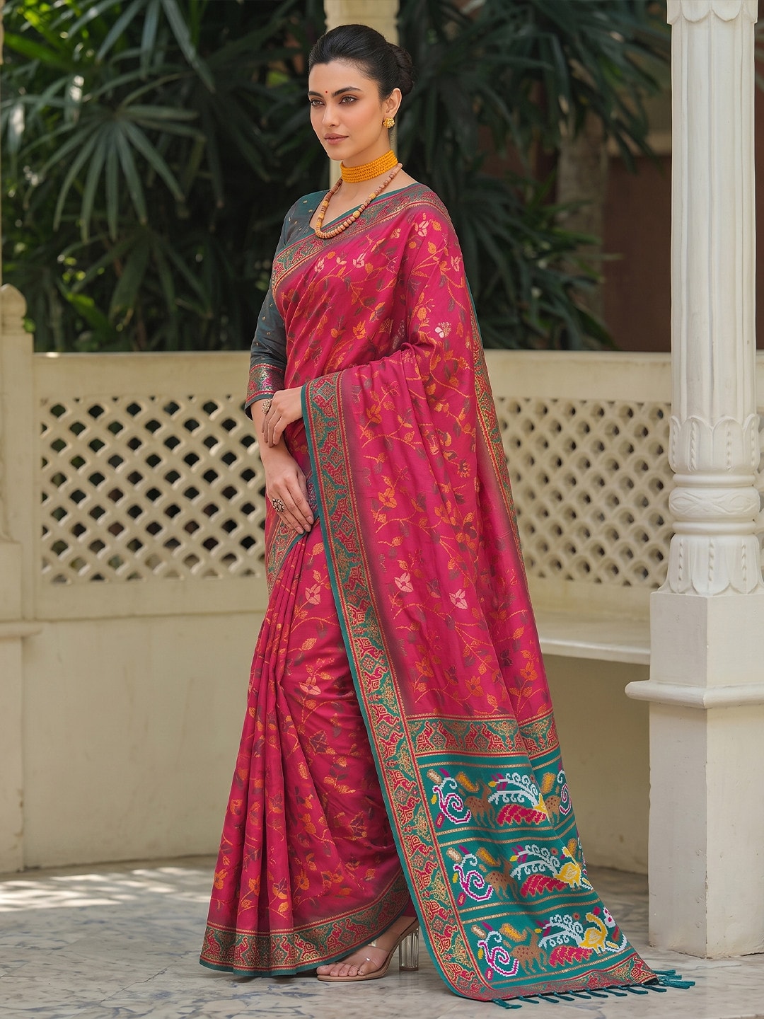 Peachmode Pink Woven Border Silk Saree With Heavy Pallu - Image 4