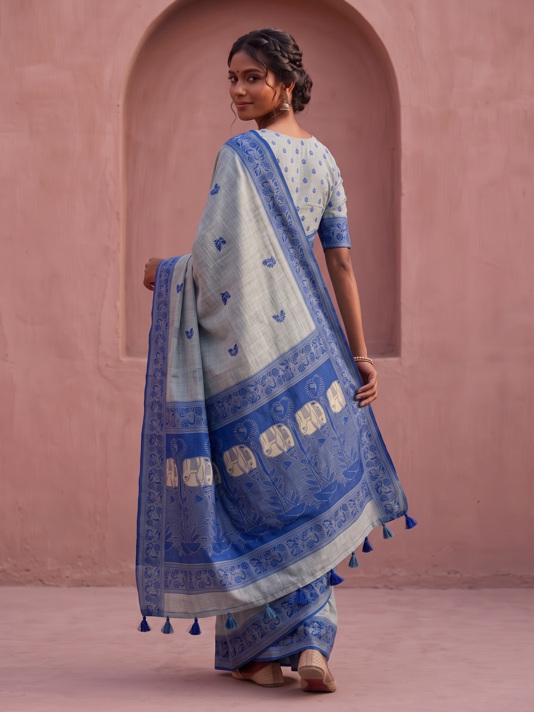 Peachmode Grey Soft Cotton Saree With Jamdani Style Butterfly Weaving - Image 2
