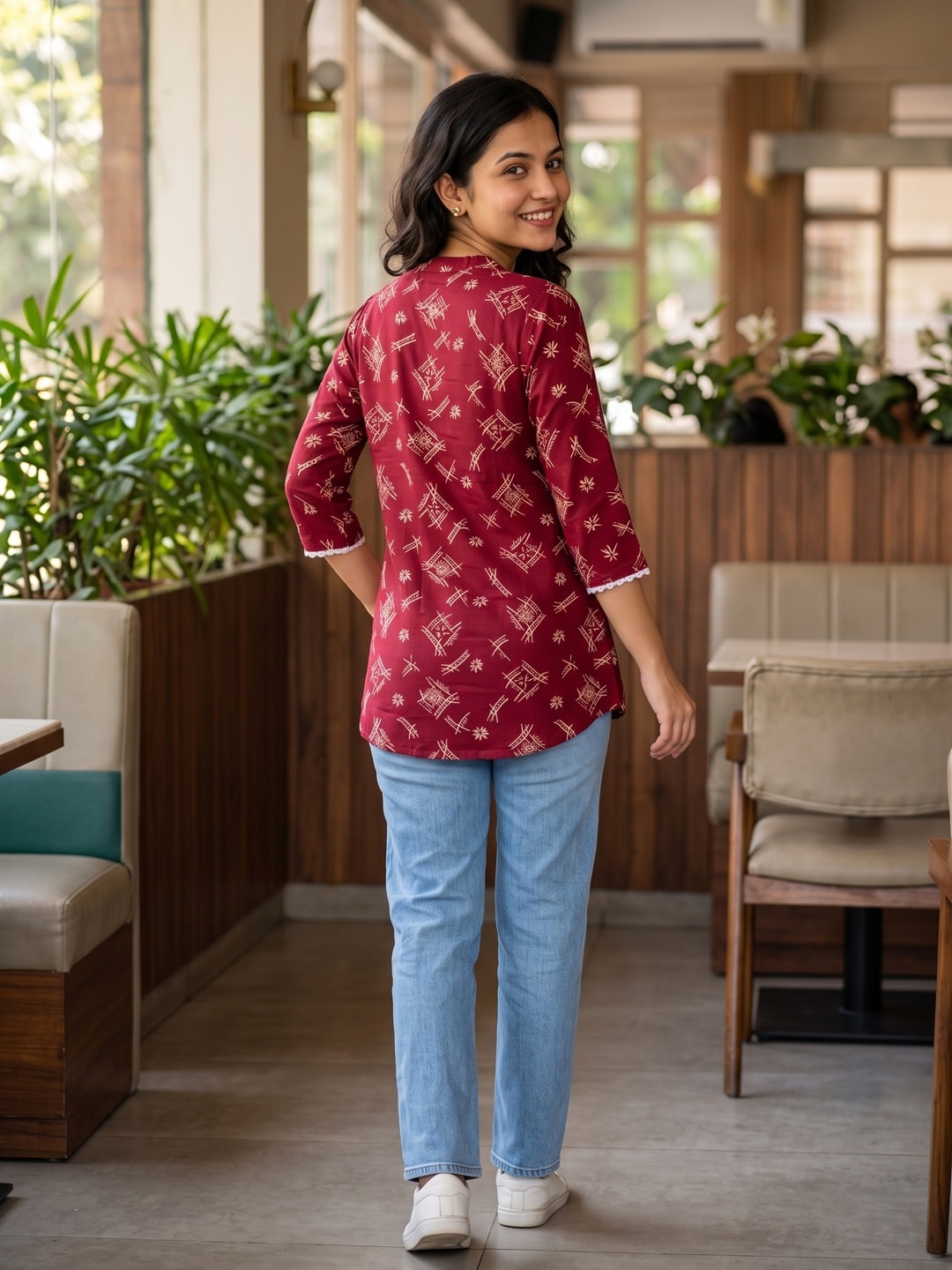 Peachmode Red Rayon Abstract Printed Short Top - Image 3