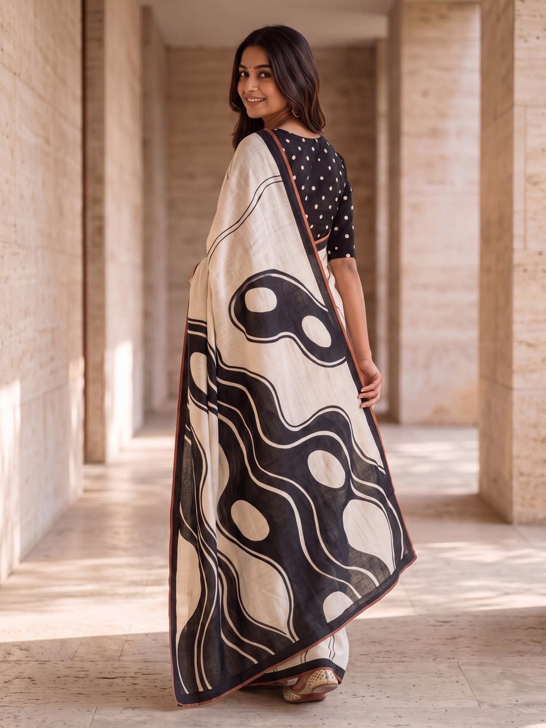Peachmode Offwhite Wave Printed Linen Saree - Image 2