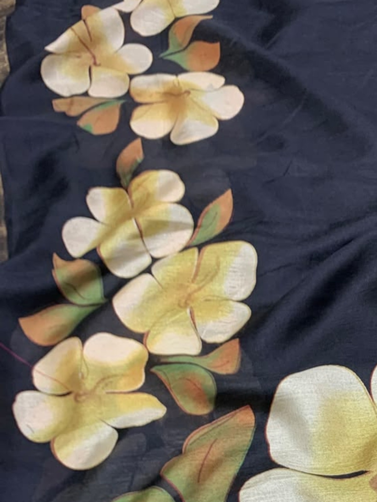 Peachmode Black Marshmallow Saree With 3D Floral Print And Woven Jacquard Border - Image 5