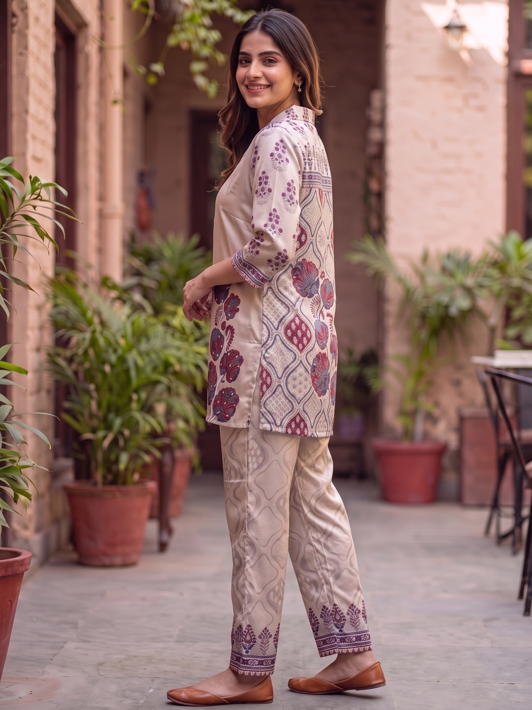 Peachmode Beige Lenzing Silk Floral Printed Co-ord Set - Image 3