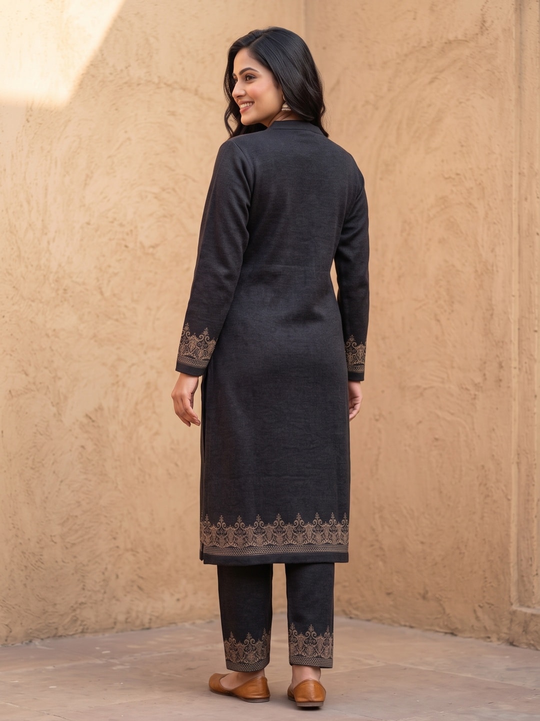 Peachmode Black Printed Woolen Salwar Suit With Stole - Image 4