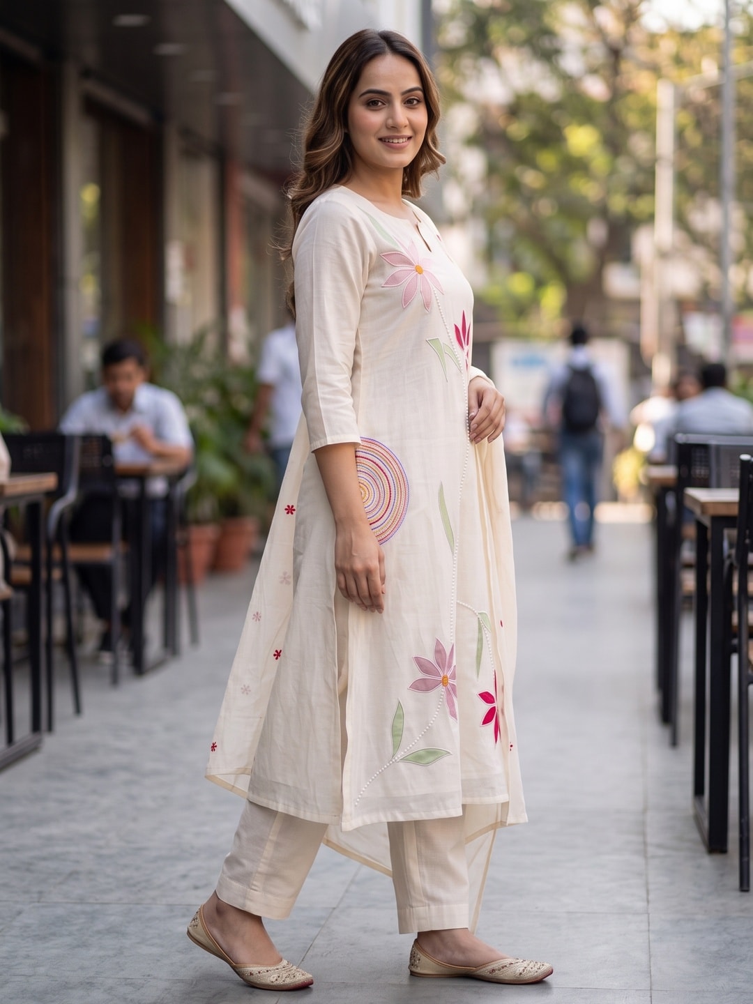 Peachmode Cream Mul Chanderi Applique Embroidered Salwar Suit - Image 3
