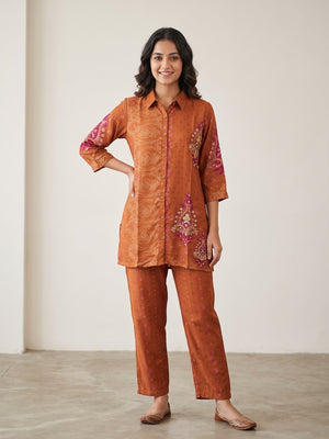 Peachmode Rust Pure Muslin Printed Co-ord Set with Paisley Handwork - Image 1