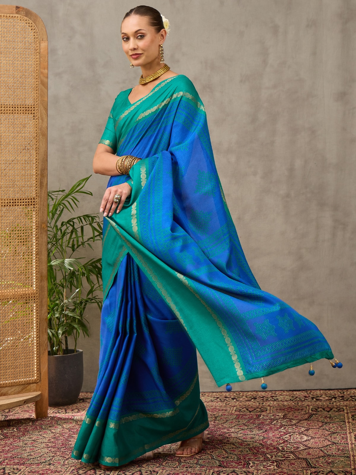 Peachmode Blue Tussar Silk Saree With Geometric Motif Pallu - Image 1