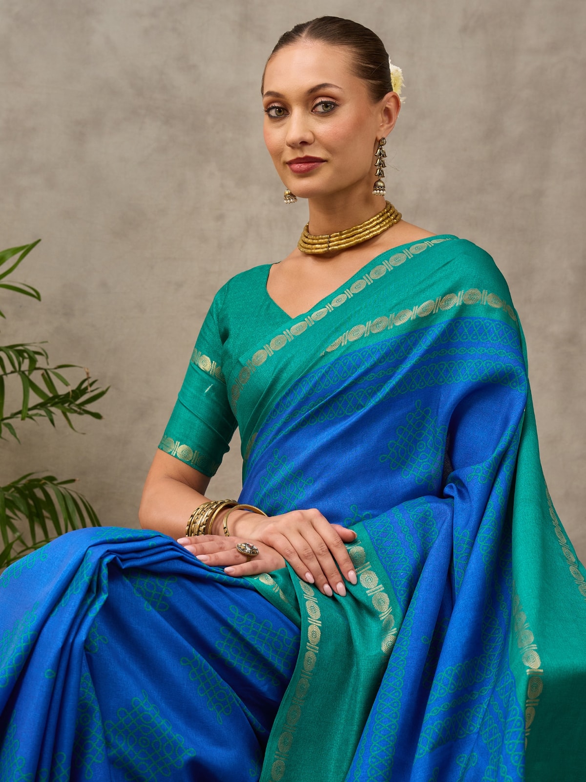 Peachmode Blue Tussar Silk Saree With Geometric Motif Pallu - Image 4