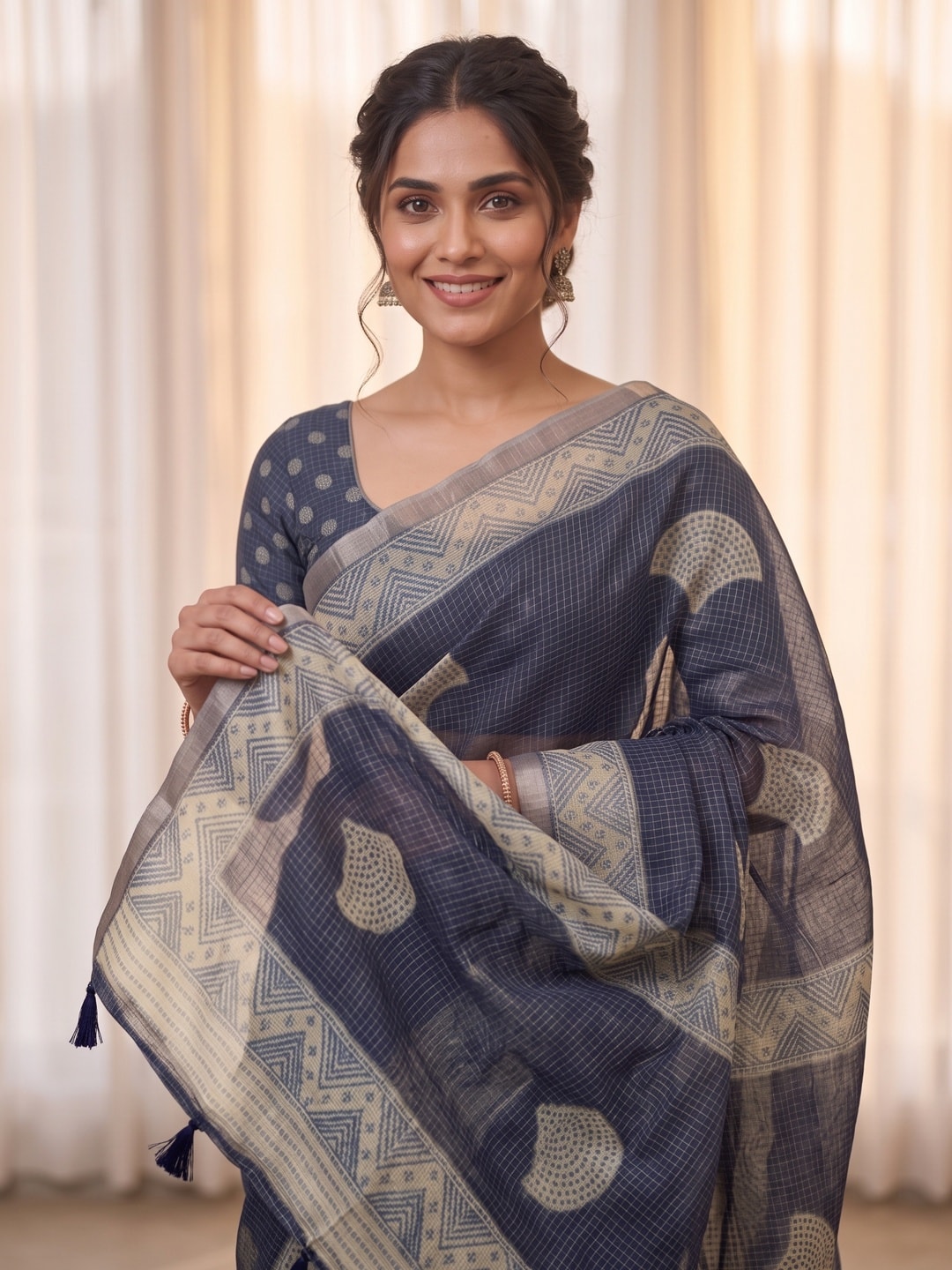 Peachmode Navy Blue Kota Doria Digital Print Zari Check Cotton Saree With Leaf Motifs - Image 3
