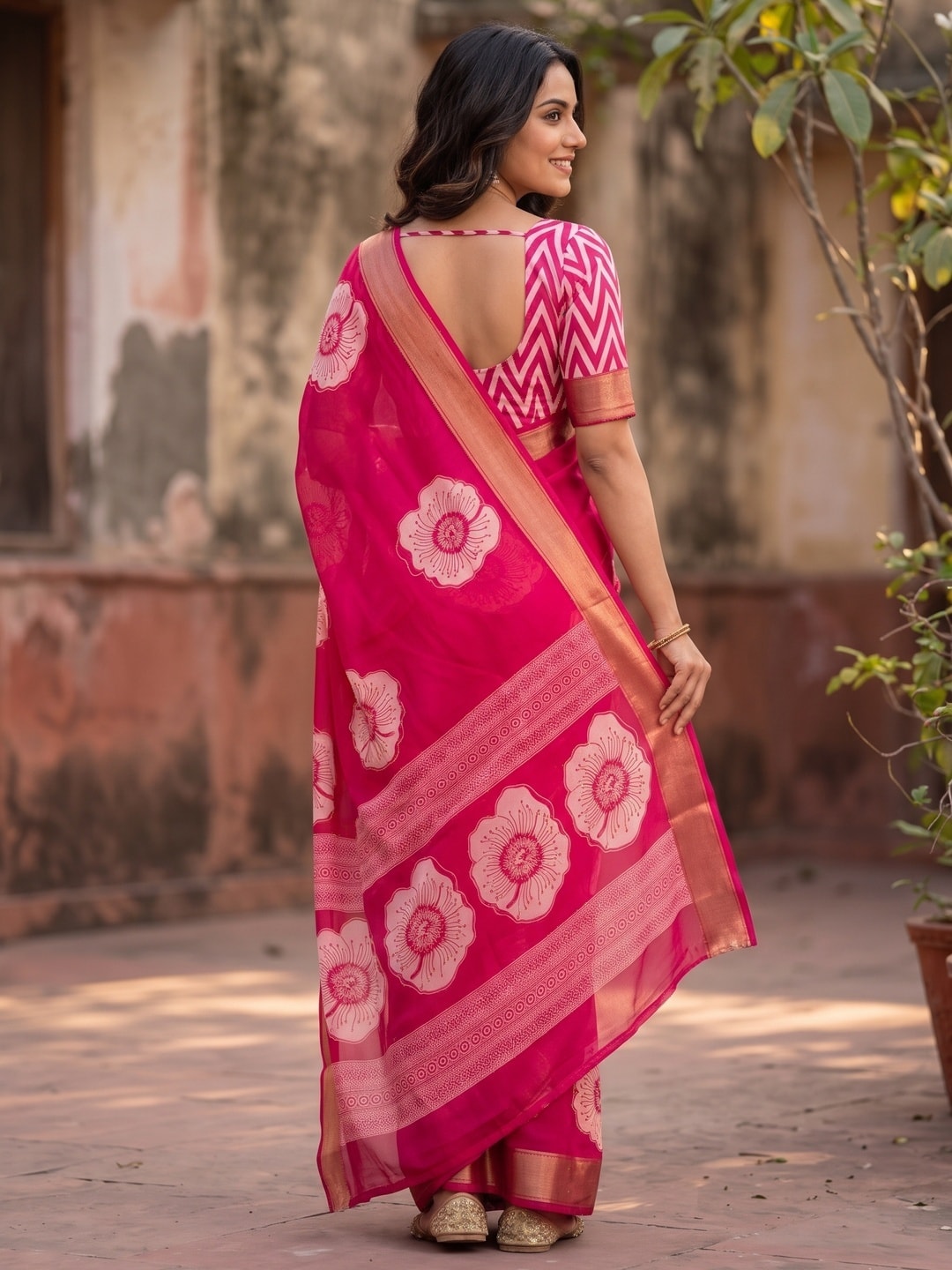 Peachmode Rani Pink Floral Moss Georgette Digital Printed Saree With Zari Border - Image 4