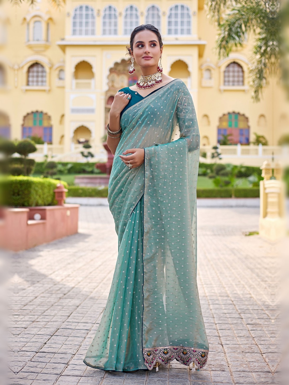 Peachmode Sea Green Bhutti Georgette Saree With Heavy Embroidered Scalloped Border - Image 3
