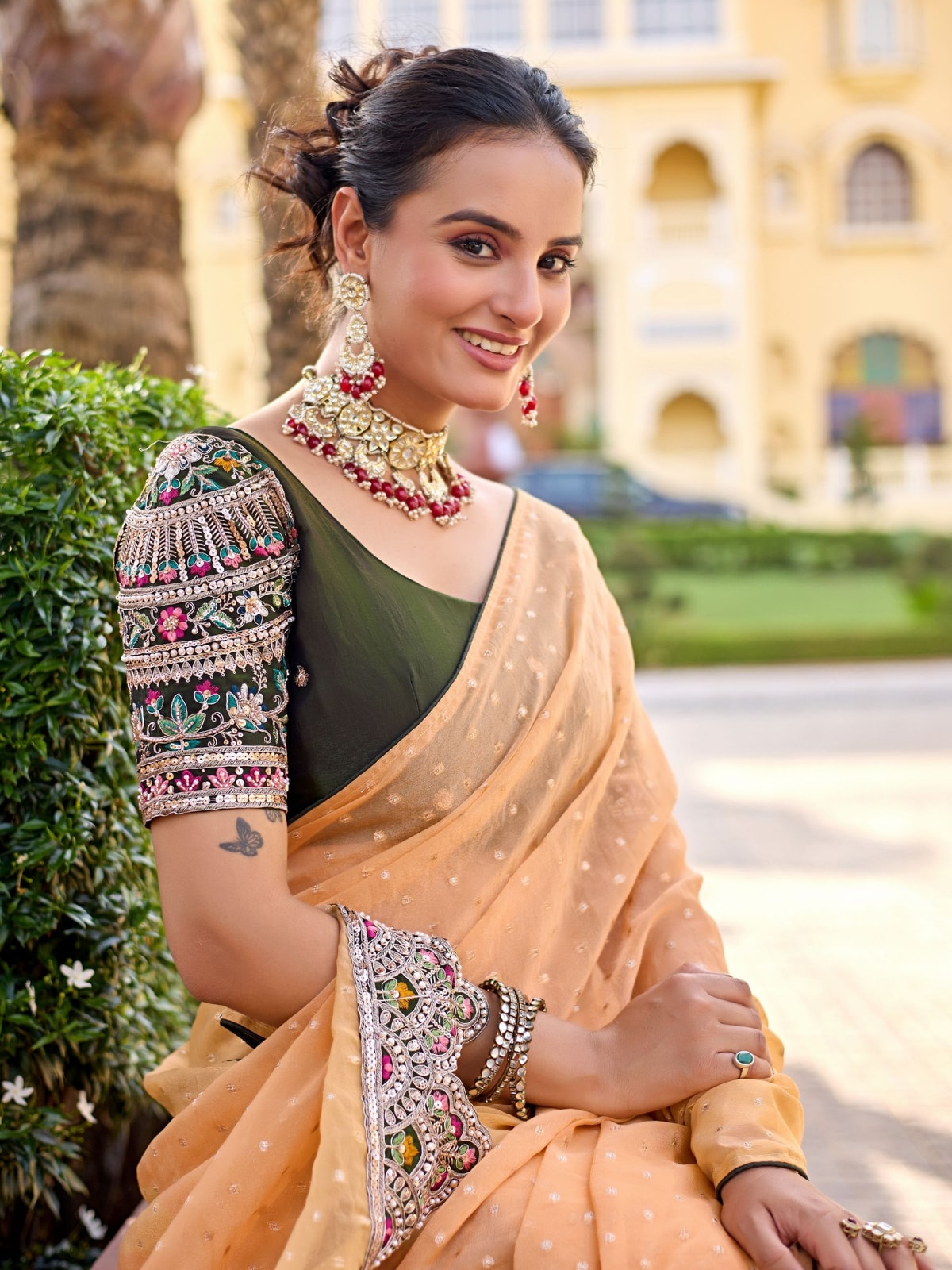 Peachmode Peach Bhutti Georgette Saree With Heavy Embroidered Scalloped Border - Image 2