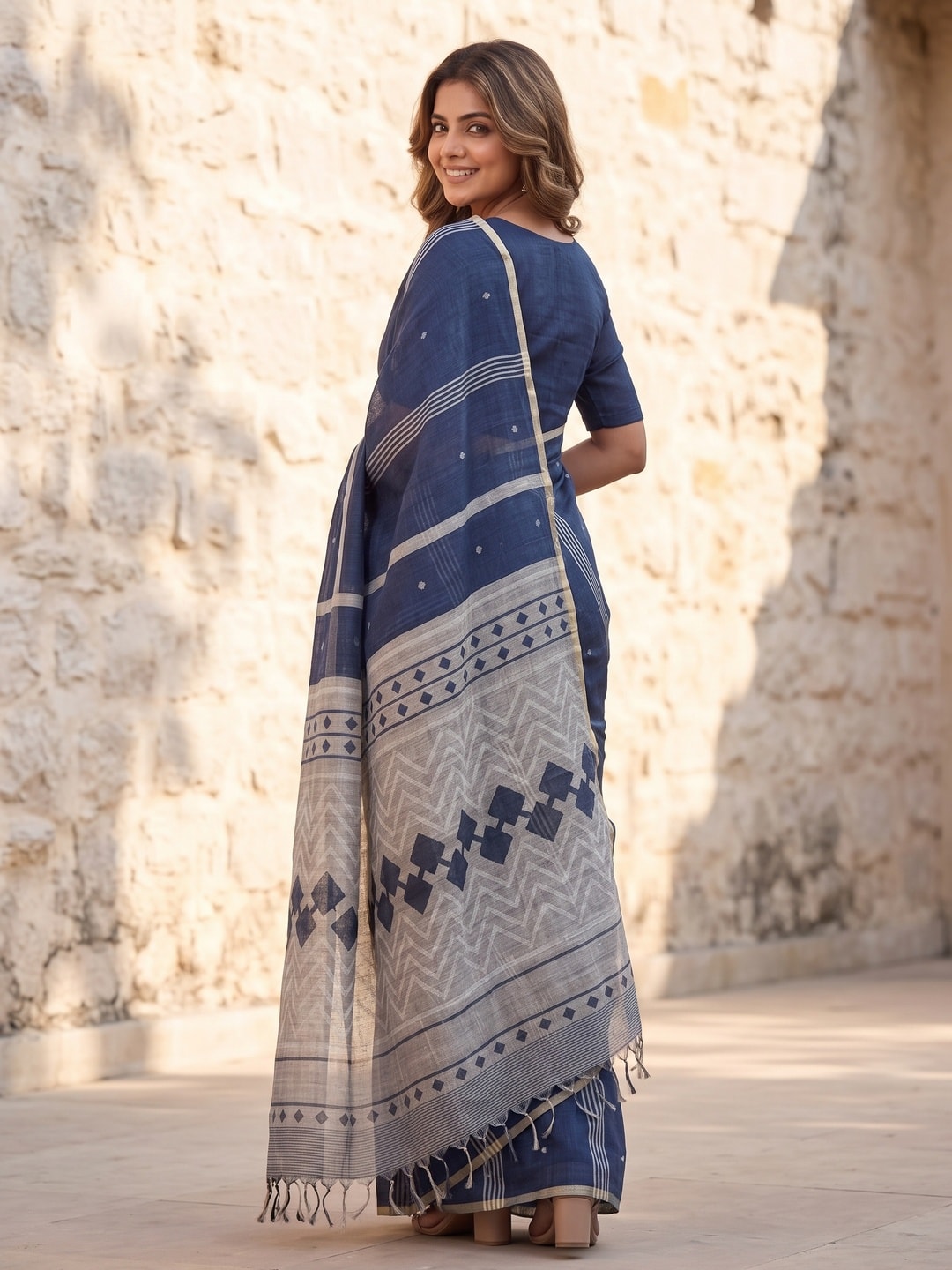 Peachmode Navy Pure Linen Weave Saree With Chennur Cotton Print And Thread Mirror Work With Tassels - Image 2