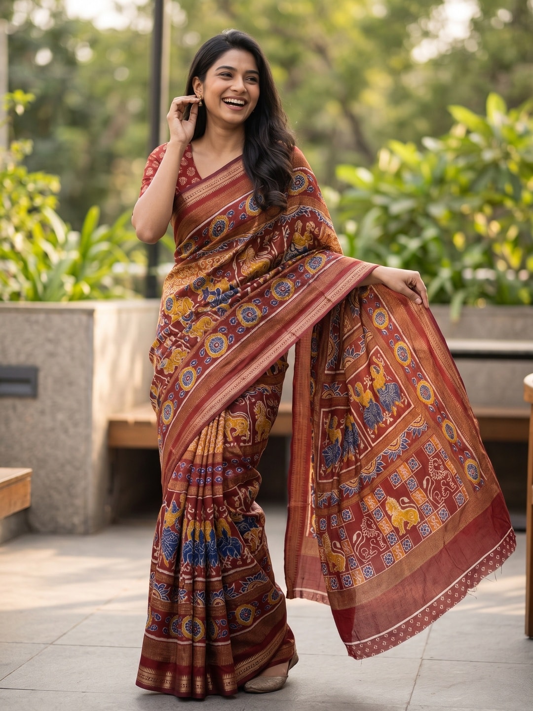 Peachmode Rust Maheshwari Silk Viscose Printed Saree With Zari Border And Kalamkari Pallu - Image 4