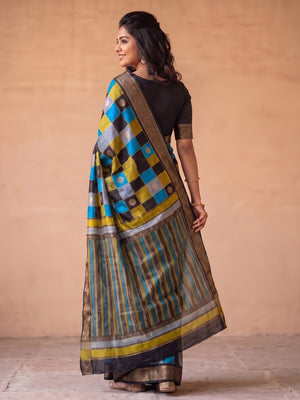 Peachmode Sky Blue Marshmallow Self Jacquard Weaving Saree With Fancy Foil Print Multicolour Check Design - Image 2