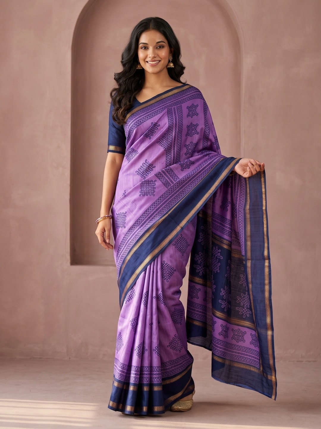 Peachmode Purple Tussar Silk Saree With Kashmiri Kolam Print, Rich Pallu And Contrast Gadwal Border - Image 1