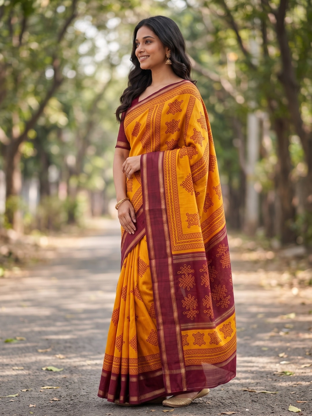 Peachmode Mustard Tussar Silk Saree With Kashmiri Kolam Print, Rich Pallu And Contrast Gadwal Border - Image 3